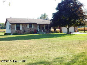 510 E Freeport Rd, Freeport, MI 49325 photo 1