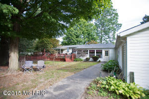 966 Miller Rd, Plainwell, MI 49080 photo 15