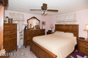 966 Miller Rd, Plainwell, MI 49080 photo 8