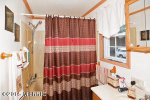 966 Miller Rd, Plainwell, MI 49080 photo 9