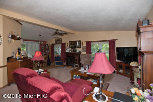 966 Miller Rd, Plainwell, MI 49080 photo 2