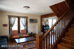 215 E State St, Grant, MI 49327 photo 9