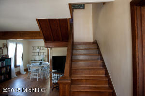 215 E State St, Grant, MI 49327 photo 10