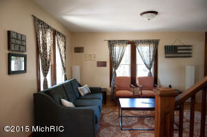 215 E State St, Grant, MI 49327 photo 8