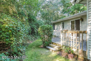 2429 Gee Dr, Lowell, MI 49331 photo 18