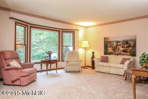 2429 Gee Dr, Lowell, MI 49331 photo 5