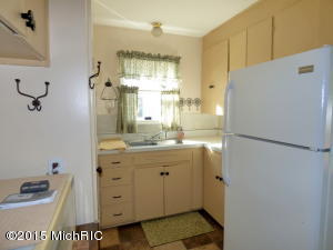 1323 Wayne, Niles, MI 49120 photo 3