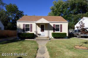 1323 Wayne, Niles, MI 49120 photo 1