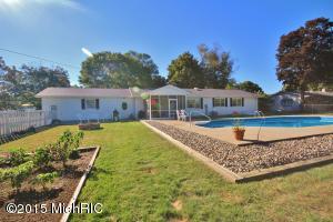 905 Pine St, Three Rivers, MI 49093 photo 9