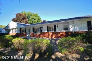 905 Pine St, Three Rivers, MI 49093 photo 4