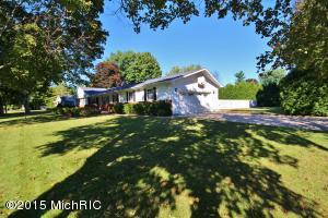 905 Pine St, Three Rivers, MI 49093 photo 5
