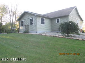 9456 E Tasker Rd, Bellevue, MI 49021 photo 4