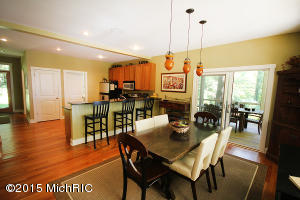 412 Maple Ln, Buchanan, MI 49107 photo 11