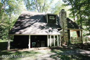 412 Maple Ln, Buchanan, MI 49107 photo 4