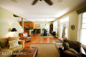 412 Maple Ln, Buchanan, MI 49107 photo 12