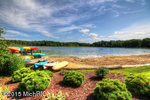 412 Maple Ln, Buchanan, MI 49107 photo 7