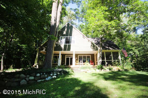 412 Maple Ln, Buchanan, MI 49107 photo 3
