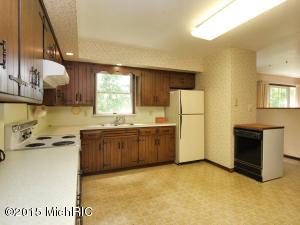 379 96th St, Newaygo, MI 49337 photo 6