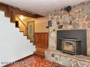 379 96th St, Newaygo, MI 49337 photo 17