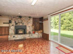 379 96th St, Newaygo, MI 49337 photo 18