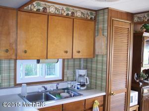 20730 Coolidge, Big Rapids, MI 49307 photo 7