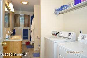 719 Kiddville St, Belding, MI 48809 photo 7