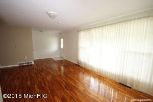 931 Beech St, Lowell, MI 49331 photo 16