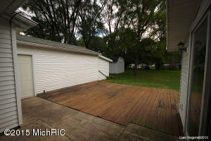 931 Beech St, Lowell, MI 49331 photo 32