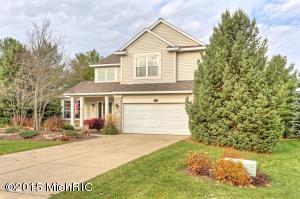 545 Hartfield SE, Ada, MI 49301 photo 2