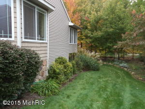 2804 Creekside Ct, Dorr, MI 49323 photo 3