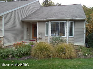 2804 Creekside Ct, Dorr, MI 49323 photo 2