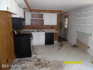 13425 M-96, Augusta, MI 49012 photo 3