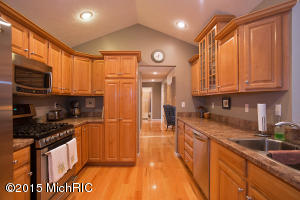 235 Deer Run Dr, Plainwell, MI 49080 photo 13