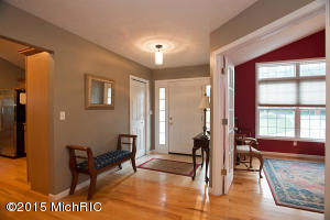 235 Deer Run Dr, Plainwell, MI 49080 photo 10