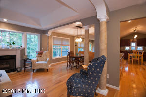 235 Deer Run Dr, Plainwell, MI 49080 photo 4