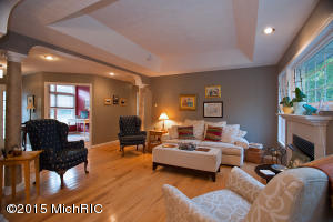 235 Deer Run Dr, Plainwell, MI 49080 photo 9