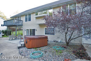 235 Deer Run Dr, Plainwell, MI 49080 photo 34