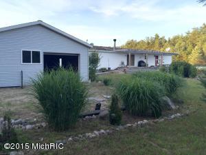 3812 E Cedar Tree Ln, White Cloud, MI 49349 photo 6