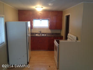 9877 30th Ave, Remus, MI 49340 photo 6