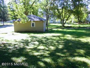 314 E Jefferson St, Cassopolis, MI 49031 photo 3