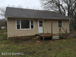 56383 Griffith Rd, Three Rivers, MI 49093 photo 2
