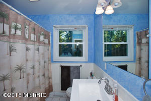 532 Cosmopolitan, Marshall, MI 49068 photo 12