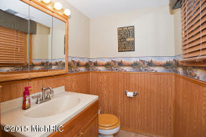 532 Cosmopolitan, Marshall, MI 49068 photo 14