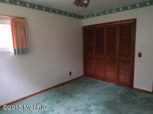 1058 2nd Division, Plainwell, MI 49080 photo 8