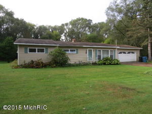1058 2nd Division, Plainwell, MI 49080 photo 1