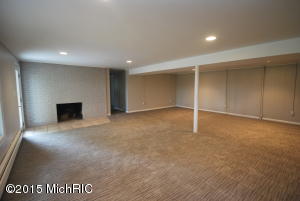 76 W Chestnut St, Douglas, MI 49406 photo 20