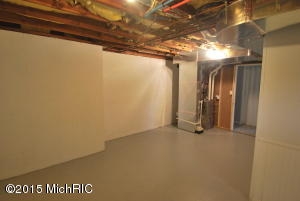 76 W Chestnut St, Douglas, MI 49406 photo 29