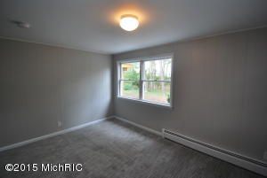 76 W Chestnut St, Douglas, MI 49406 photo 23