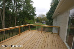 76 W Chestnut St, Douglas, MI 49406 photo 32