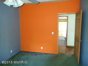  24618 N Shore Dr, Edwardsburg, MI 49112 photo 16